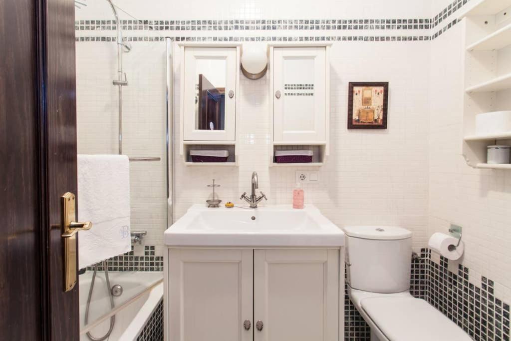 Apartamento Alfareria Севиля Екстериор снимка